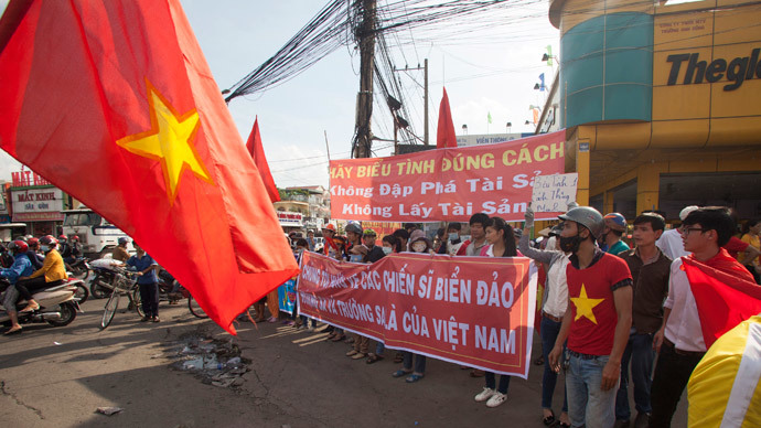 Tuyên truyền cho công nhân lao động về tình hình biển Đông ảnh 1